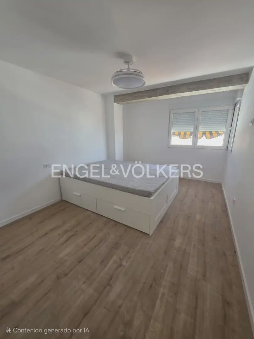 4 soveværelse Lejlighed til leje i Valencia by med garage - € 1.900 (Ref: 10165790)