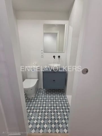 4 soveværelse Lejlighed til leje i Aiora, Valencia by med garage - € 1.900 (Ref: 10165790)
