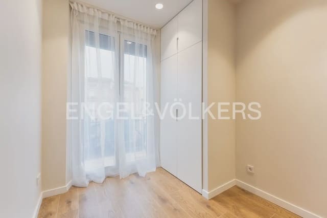 Appartement de 2 chambres à louer à Russafa, Valence ville - 2 600 € (Ref: 10165791)