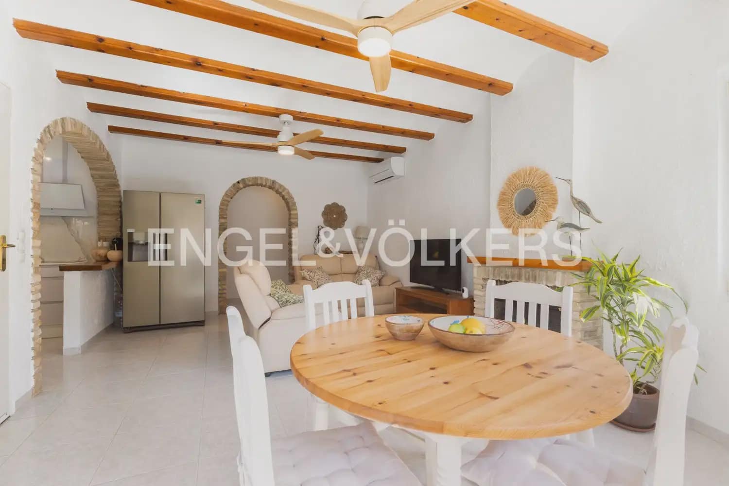 5 bedroom Villa for sale in Els Poblets with garage - € 350,000 (Ref: 10165792)