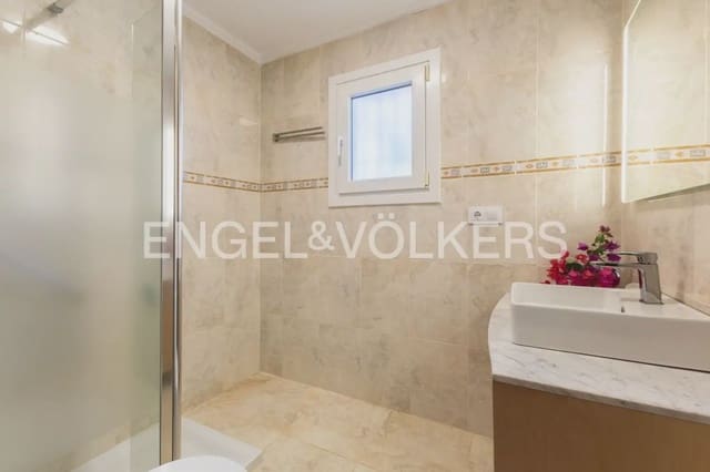 5 soveværelse Villa til salg i Els Poblets med garage - € 350.000 (Ref: 10165792)