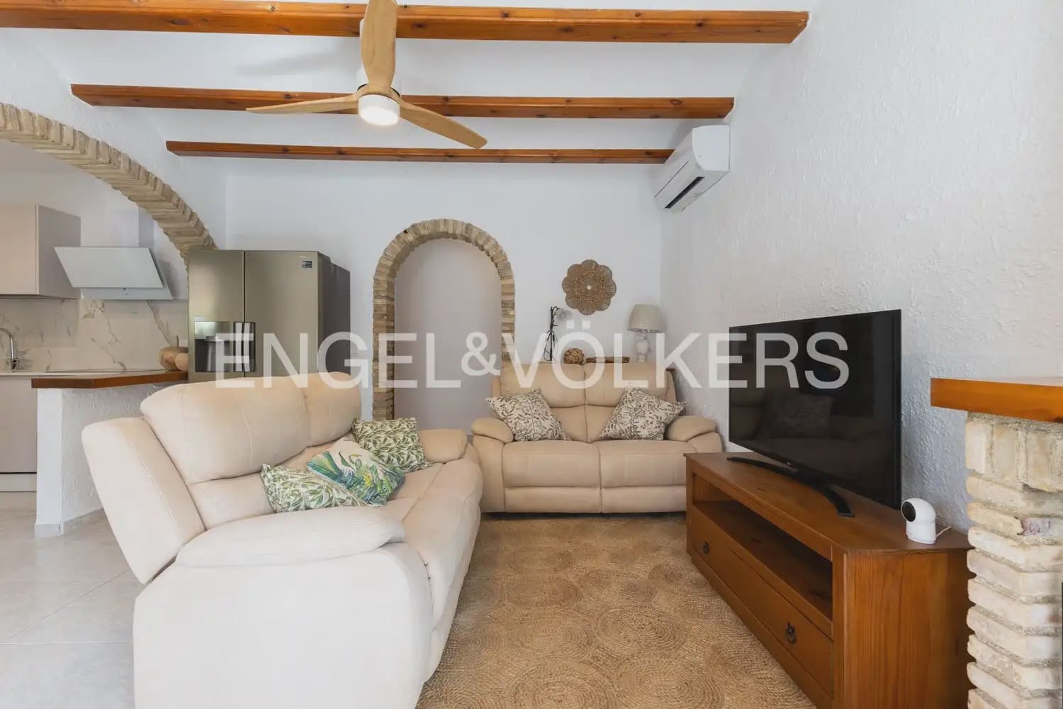 5 bedroom Villa for sale in Els Poblets with garage - € 350,000 (Ref: 10165792)
