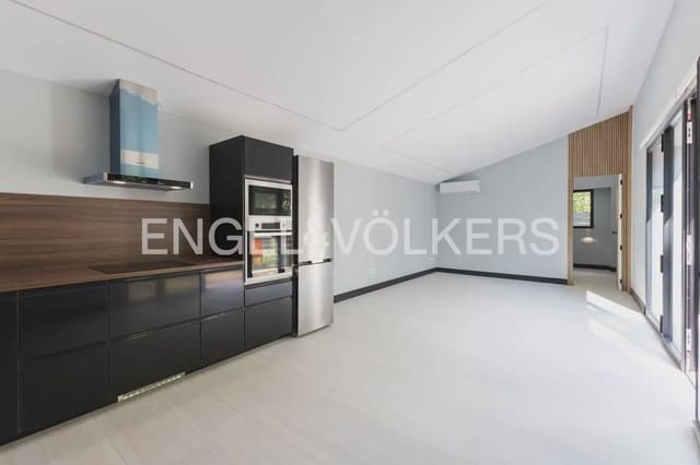 1 slaapkamer Rijtjeshuis te huur in Burjassot - € 1.600 (Ref: 10165793)