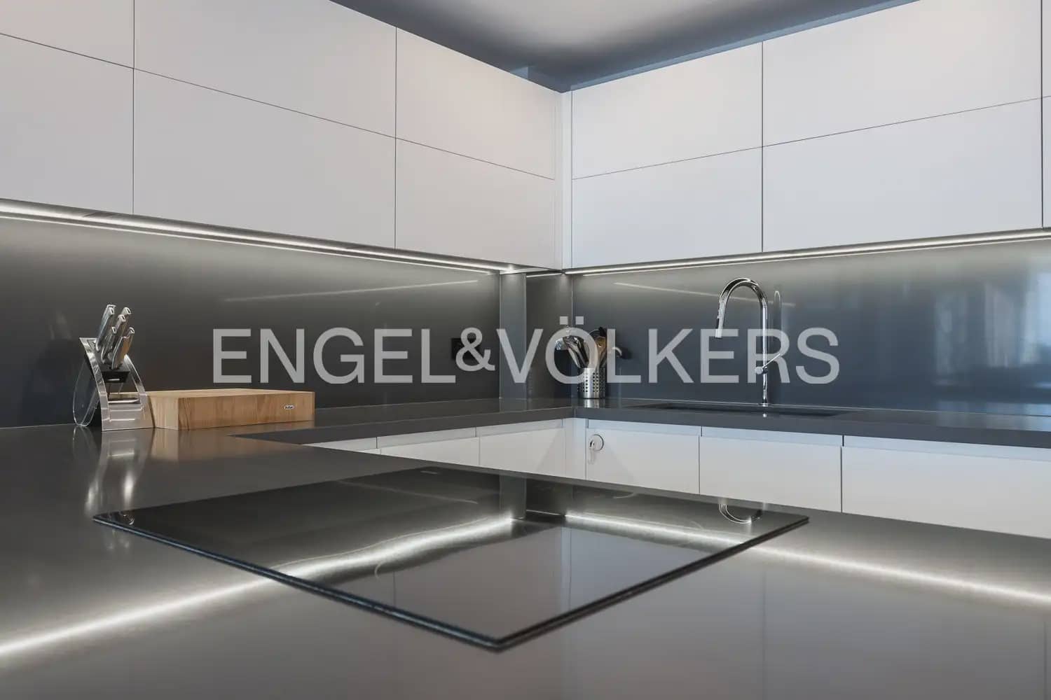 3 soveværelse Lejlighed til salg i Denia med swimmingpool garage - € 865.000 (Ref: 10166863)