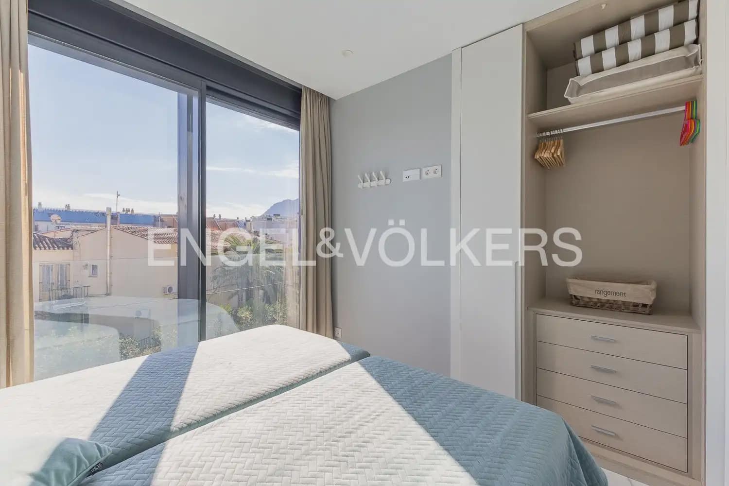 3 soveværelse Lejlighed til salg i Denia med swimmingpool garage - € 865.000 (Ref: 10166863)