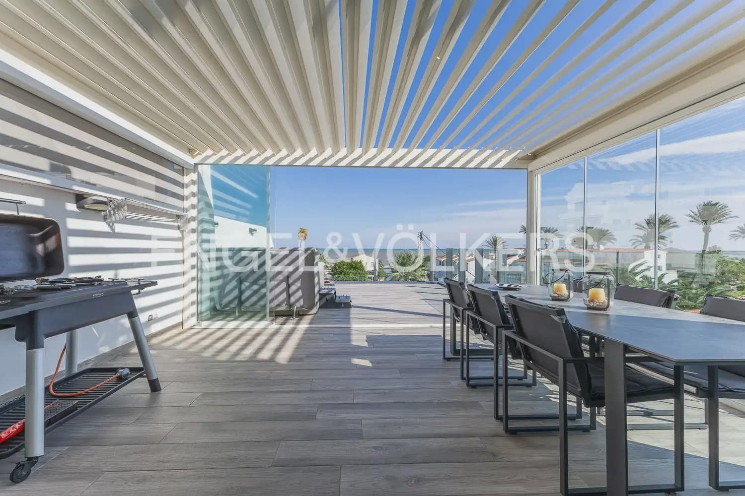 3 soveværelse Lejlighed til salg i Denia med swimmingpool garage - € 865.000 (Ref: 10166863)