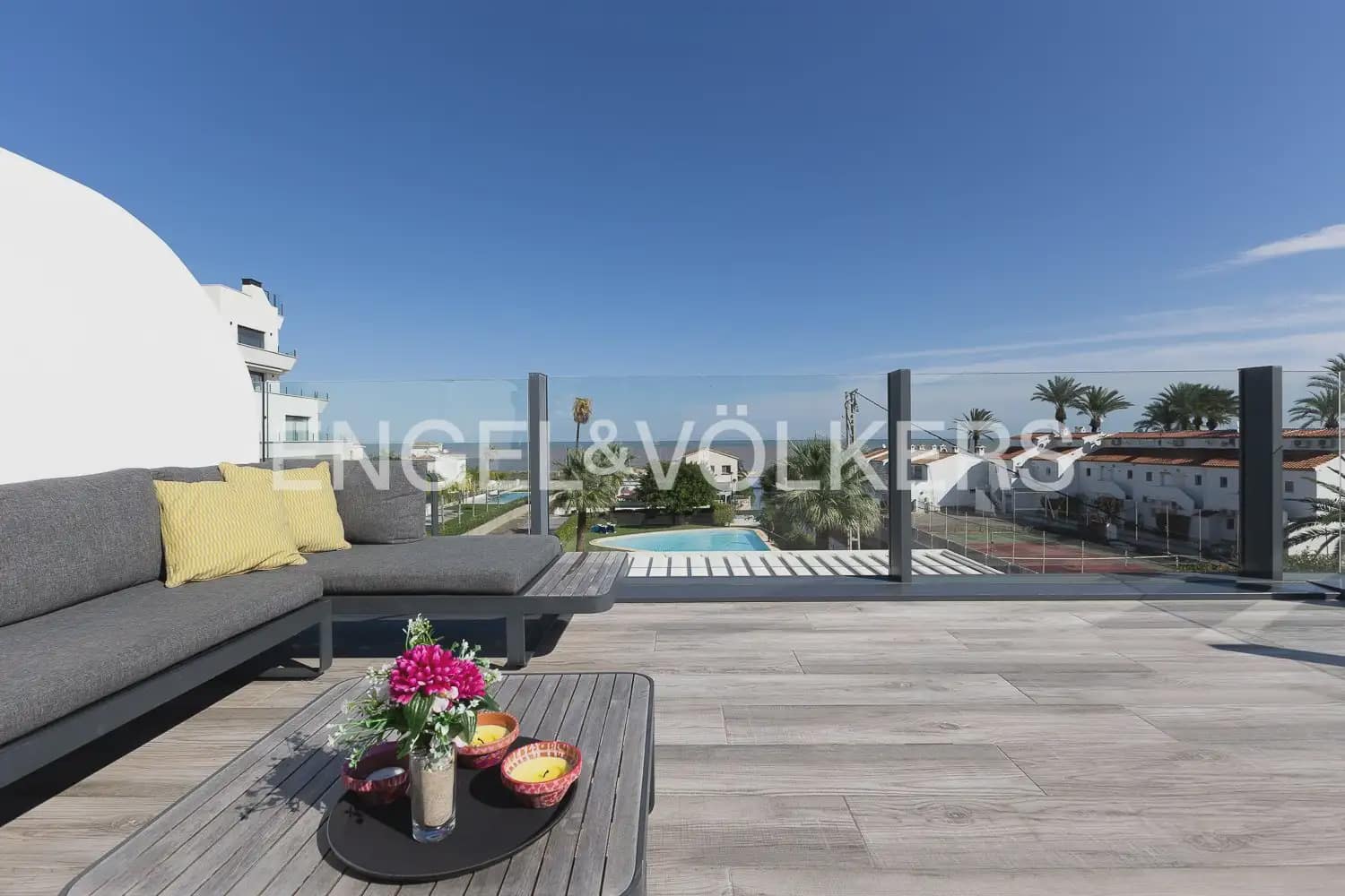 3 soveværelse Lejlighed til salg i Denia med swimmingpool garage - € 865.000 (Ref: 10166863)
