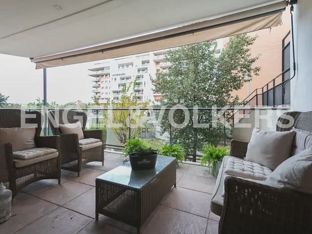 3 soveværelse Lejlighed til leje i Valterna, Paterna med swimmingpool garage - € 1.750 (Ref: 10166986)