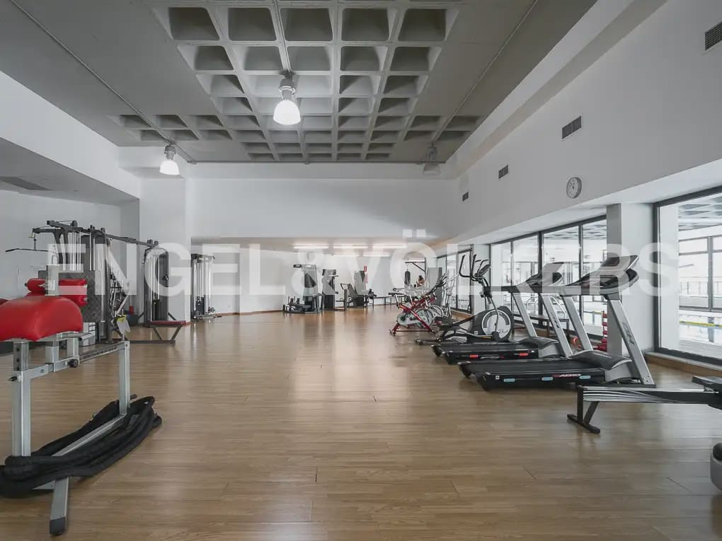 3 bedroom Flat for rent in Paterna with pool garage - € 1,750 (Ref: 10166986)