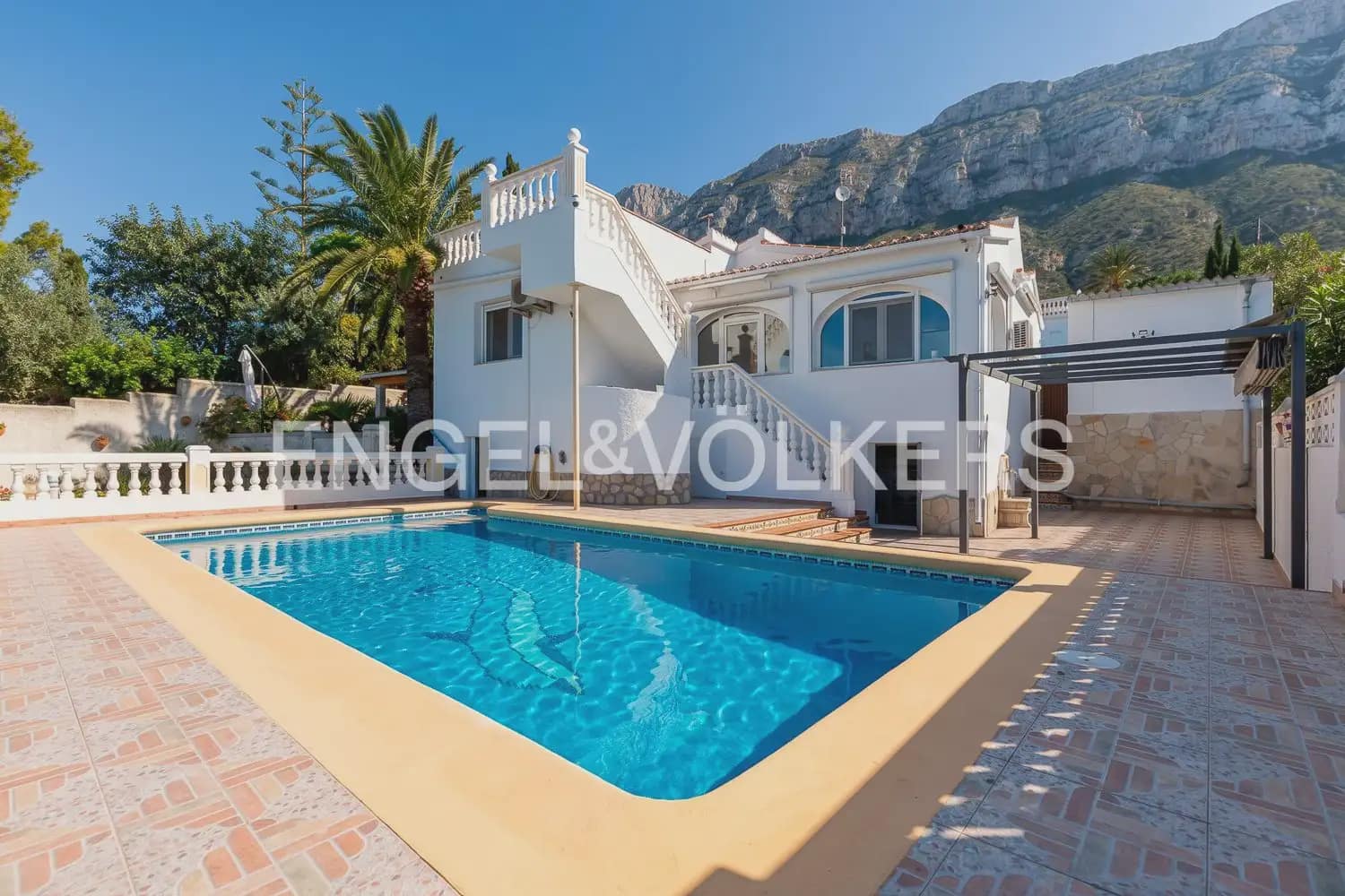 2 soveværelse Villa til salg i Denia med swimmingpool garage - € 529.000 (Ref: 10166989)