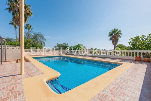 2 soveværelse Villa til salg i El Montgó, Dénia med swimmingpool garage - € 529.000 (Ref: 10166989)