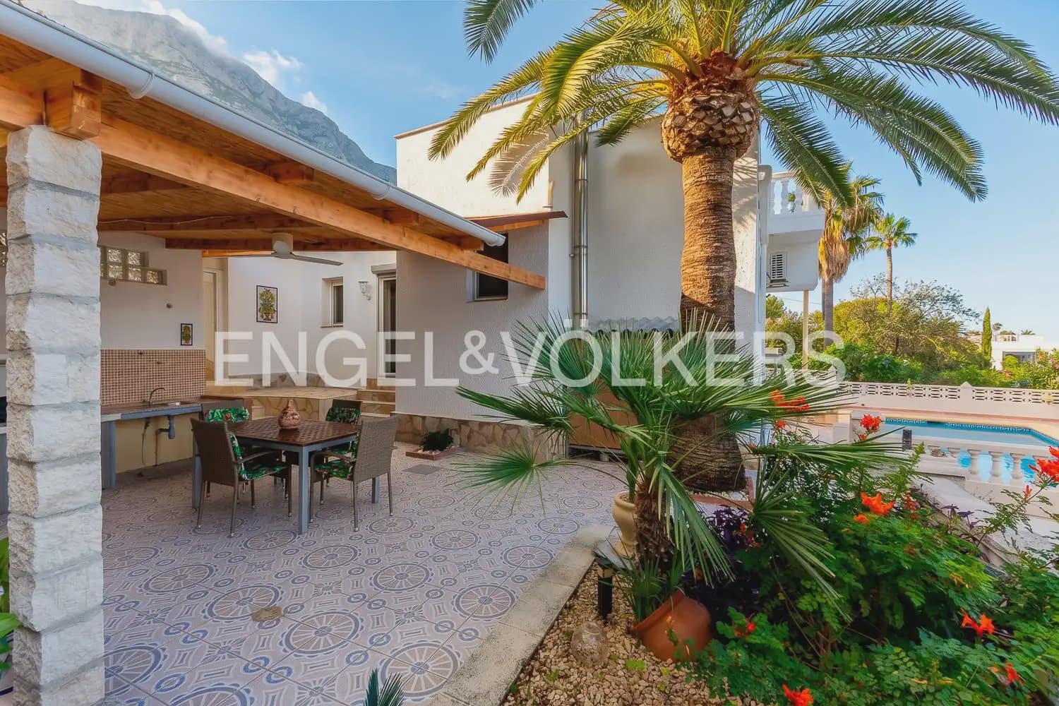 2 soveværelse Villa til salg i Denia med swimmingpool garage - € 529.000 (Ref: 10166989)