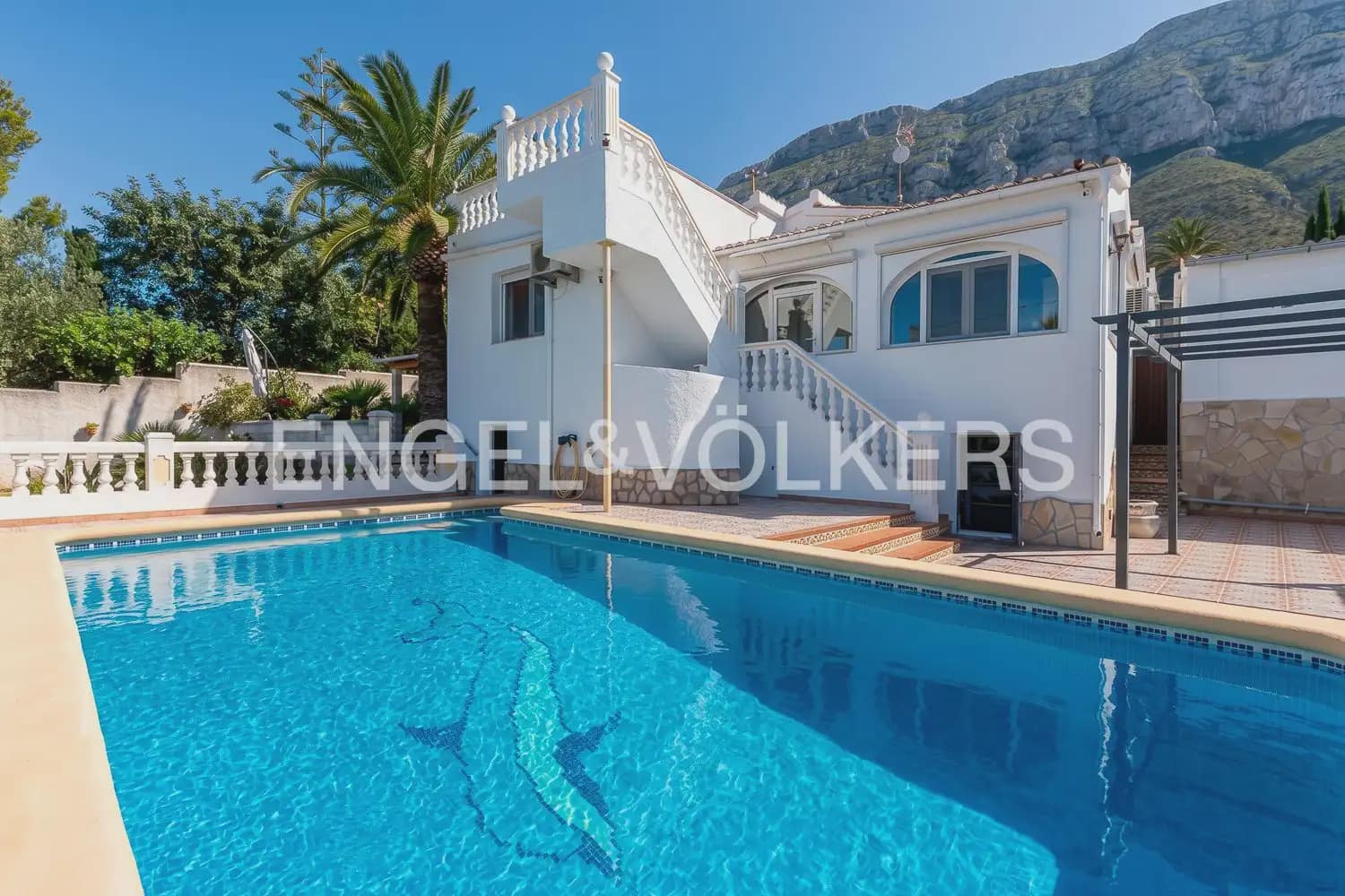 2 soveværelse Villa til salg i Denia med swimmingpool garage - € 529.000 (Ref: 10166989)