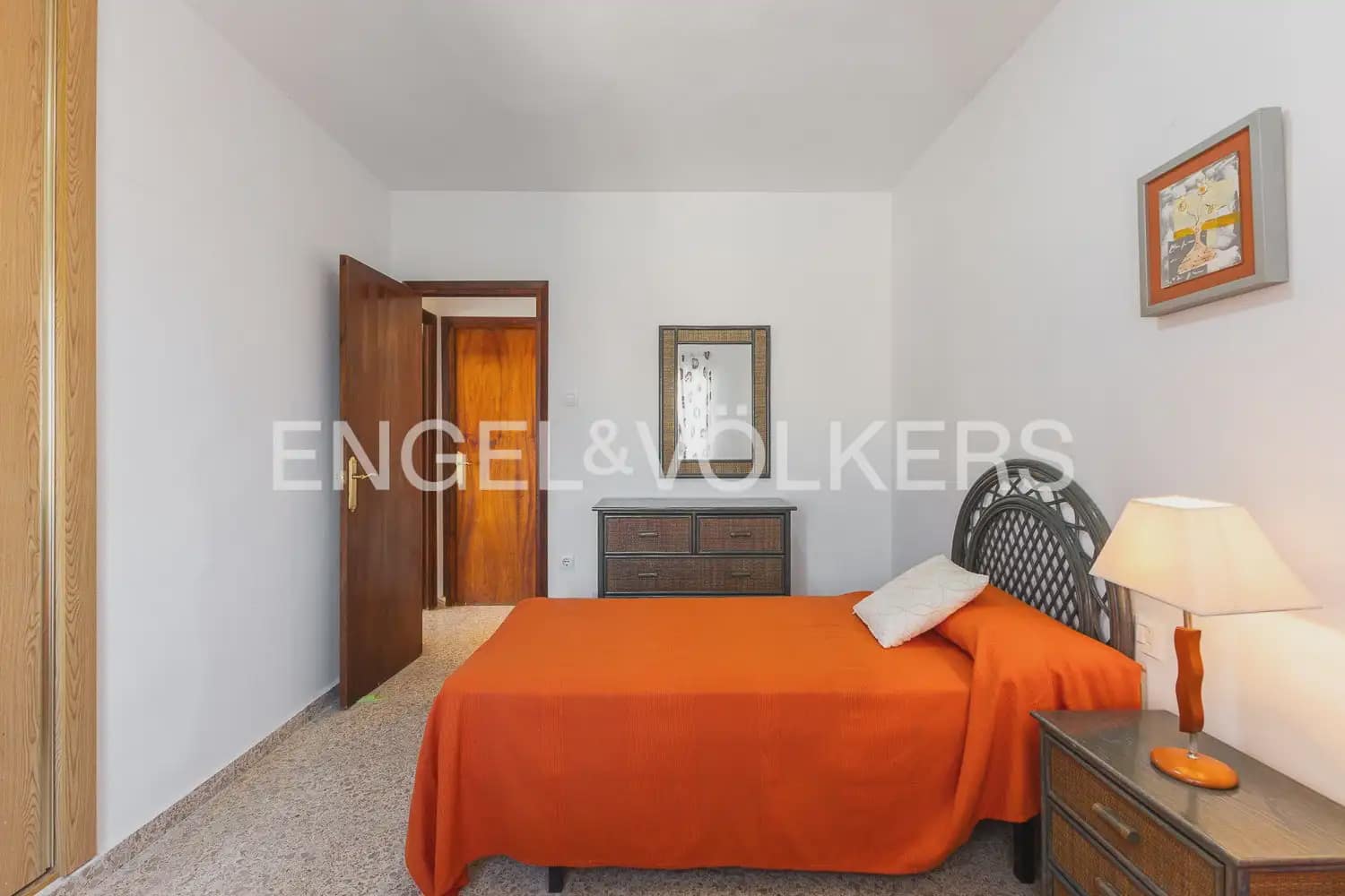 3 soverom Leilighet til salgs i Oliva med garasje - € 240 000 (Ref: 10167284)