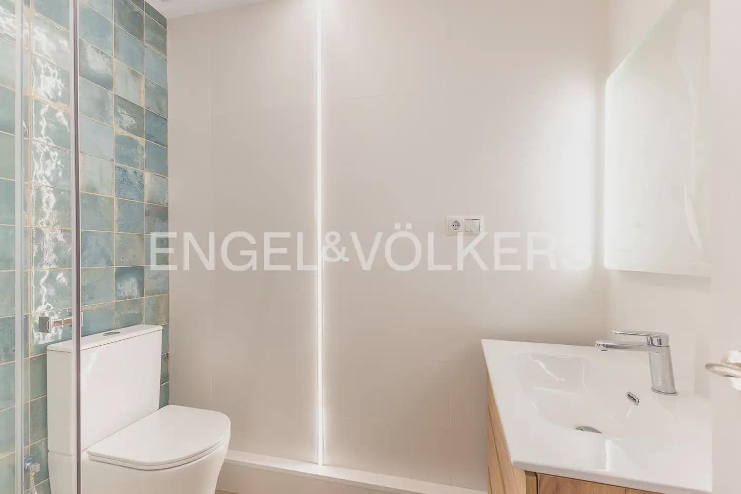3 soverom Leilighet til leie i Valencia by - € 2 200 (Ref: 10167902)