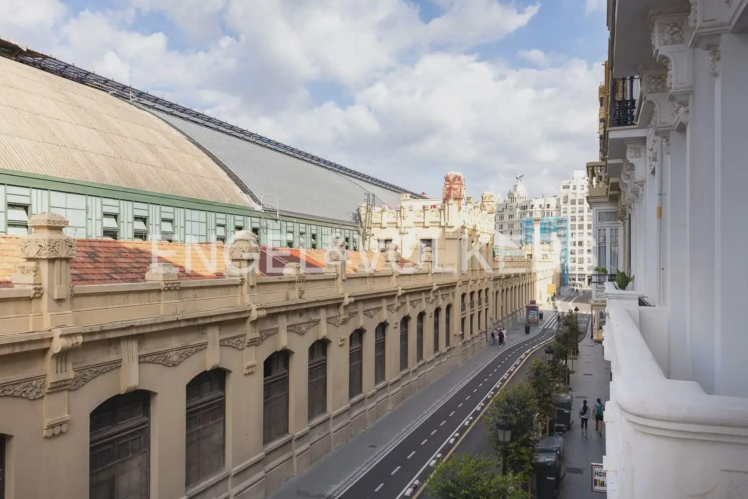 3 soverom Leilighet til leie i Valencia by - € 2 200 (Ref: 10167902)
