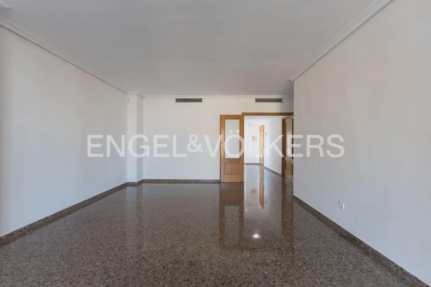3 soverom Leilighet til salgs i Emperador med garasje - € 275 000 (Ref: 10167903)