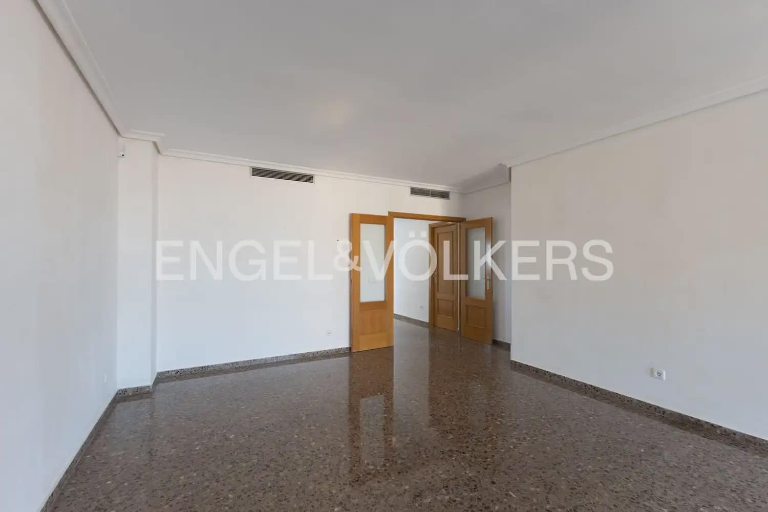 3 soverom Leilighet til salgs i Emperador med garasje - € 275 000 (Ref: 10167903)