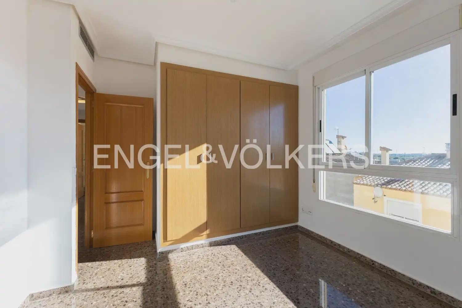 3 soverom Leilighet til salgs i Emperador med garasje - € 275 000 (Ref: 10167903)