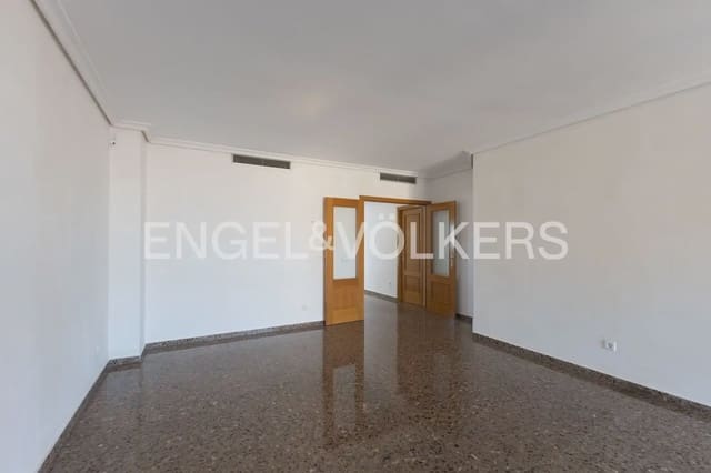 3 soverom Leilighet til salgs i Emperador med garasje - € 275 000 (Ref: 10167903)