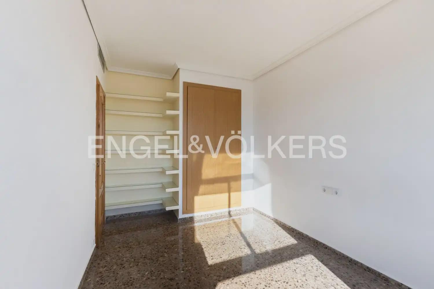 3 soverom Leilighet til salgs i Emperador med garasje - € 275 000 (Ref: 10167903)