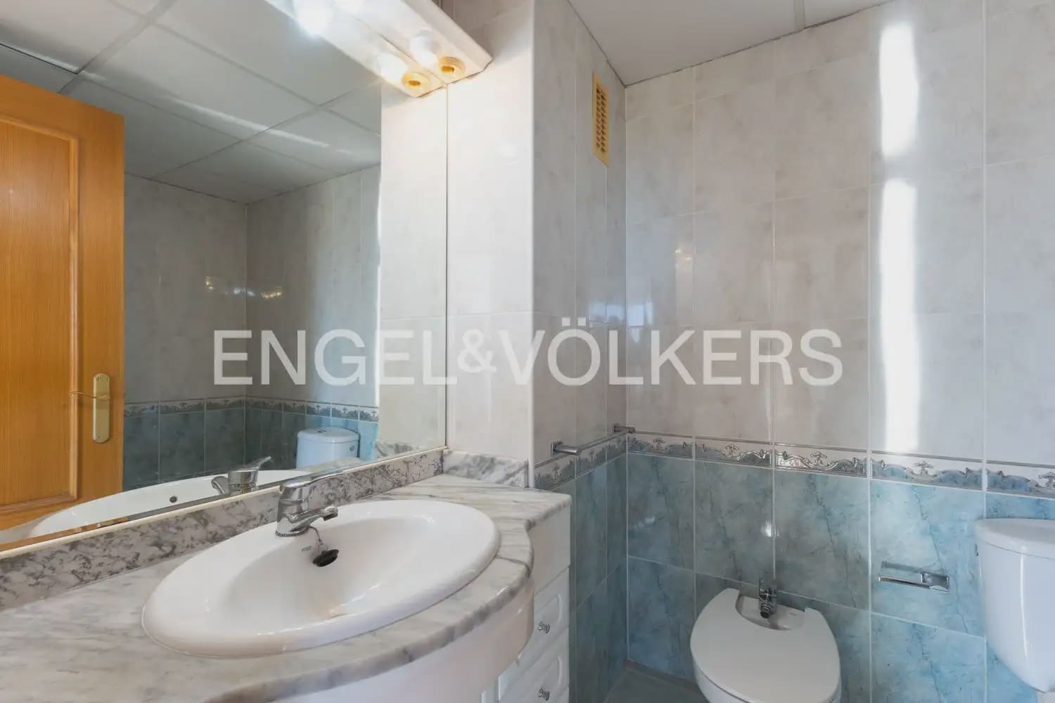 3 soverom Leilighet til salgs i Emperador med garasje - € 275 000 (Ref: 10167903)