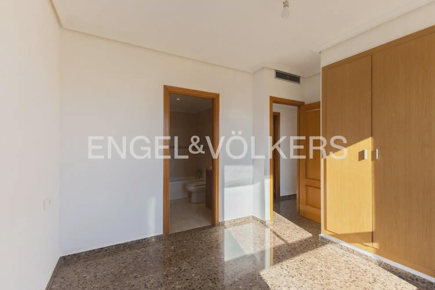 3 soverom Leilighet til salgs i Emperador med garasje - € 275 000 (Ref: 10167903)
