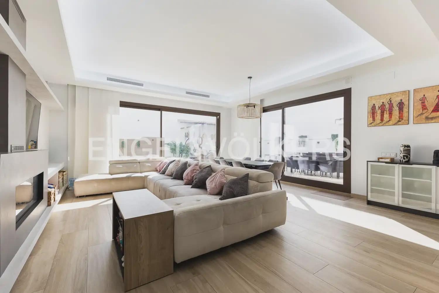 6 Zimmer Reihenhaus zu verkaufen in La Pobla de Vallbona mit Pool Garage - 925.000 € (Ref: 10167904)