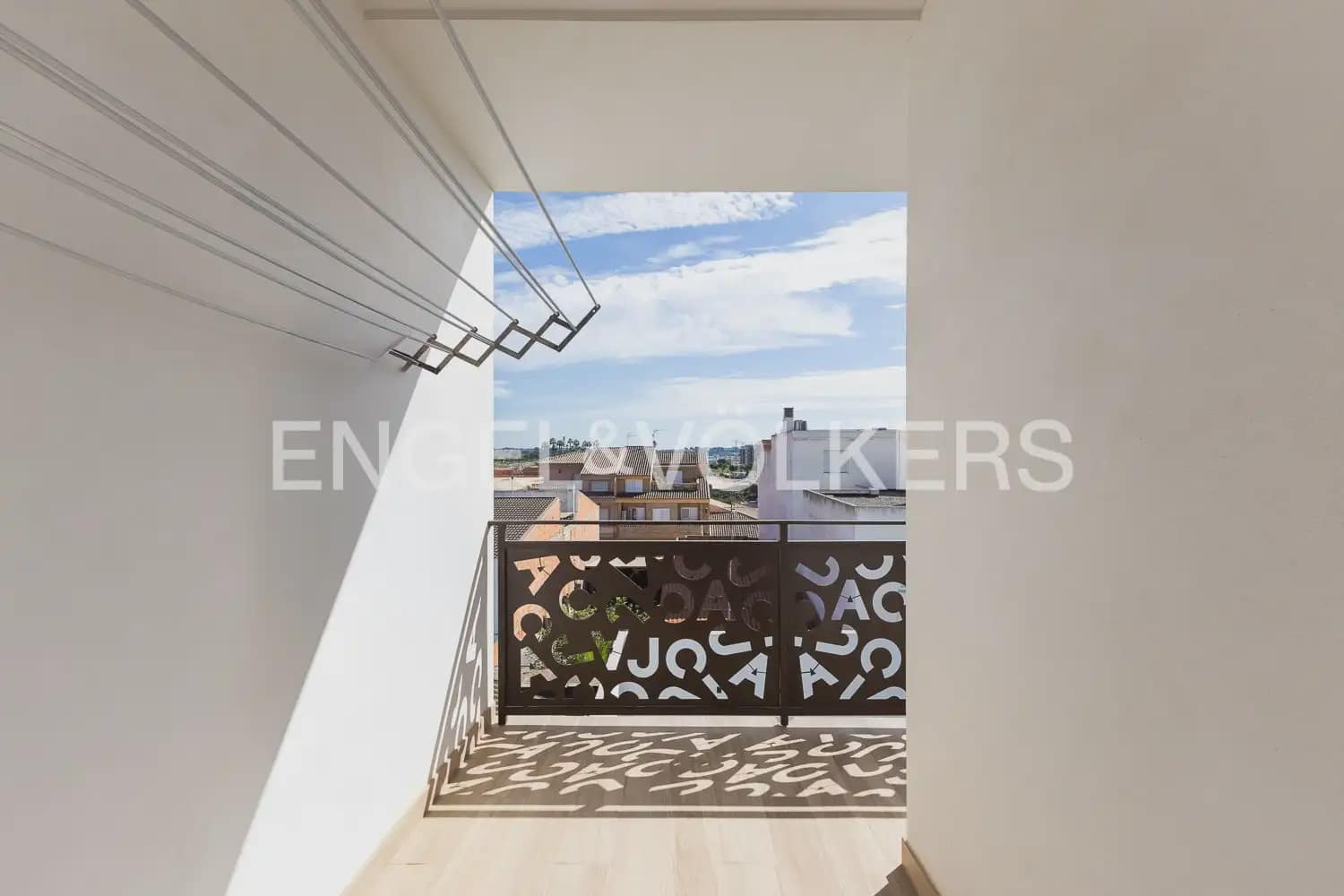 6 Zimmer Reihenhaus zu verkaufen in La Pobla de Vallbona mit Pool Garage - 925.000 € (Ref: 10167904)