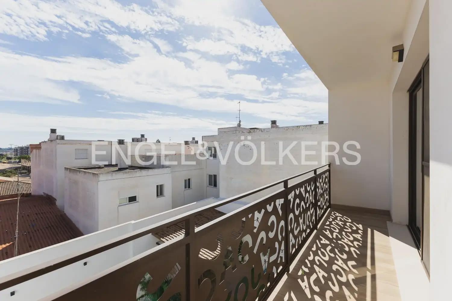 6 Zimmer Reihenhaus zu verkaufen in La Pobla de Vallbona mit Pool Garage - 925.000 € (Ref: 10167904)