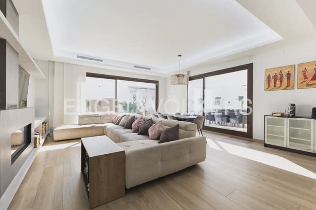 6 Zimmer Reihenhaus zu verkaufen in La Pobla de Vallbona mit Pool Garage - 925.000 € (Ref: 10167904)