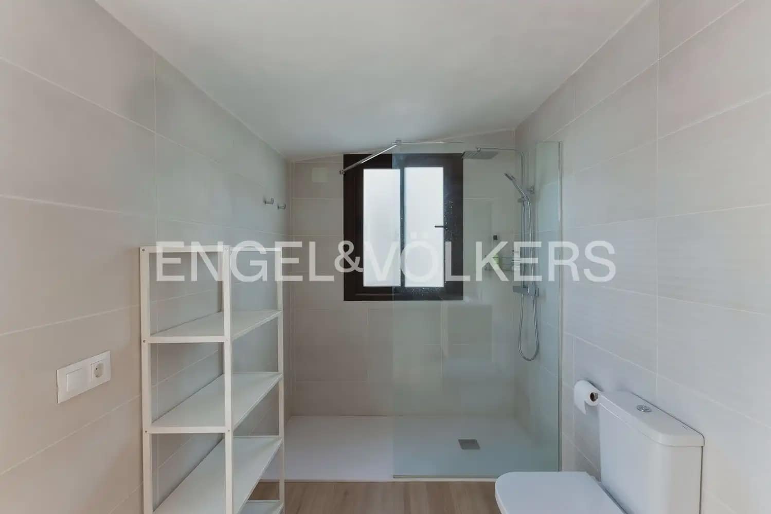 6 Zimmer Reihenhaus zu verkaufen in La Pobla de Vallbona mit Pool Garage - 925.000 € (Ref: 10167904)