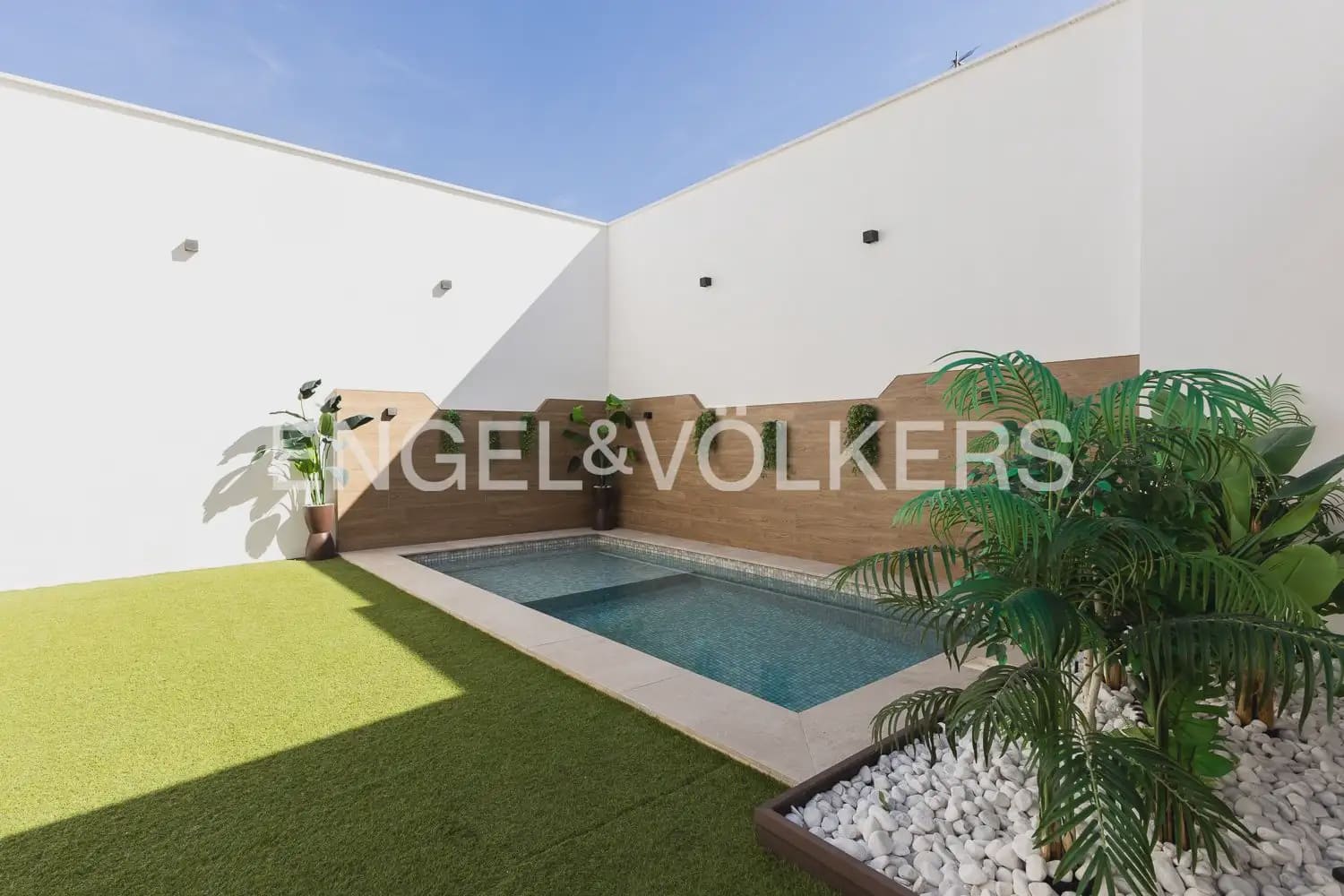 6 Zimmer Reihenhaus zu verkaufen in La Pobla de Vallbona mit Pool Garage - 925.000 € (Ref: 10167904)
