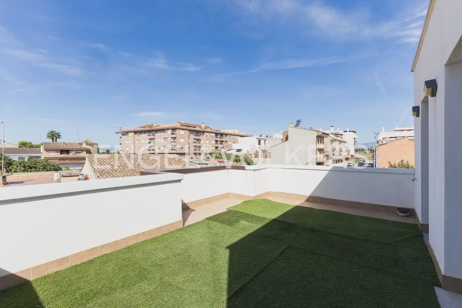 6 Zimmer Reihenhaus zu verkaufen in La Pobla de Vallbona mit Pool Garage - 925.000 € (Ref: 10167904)