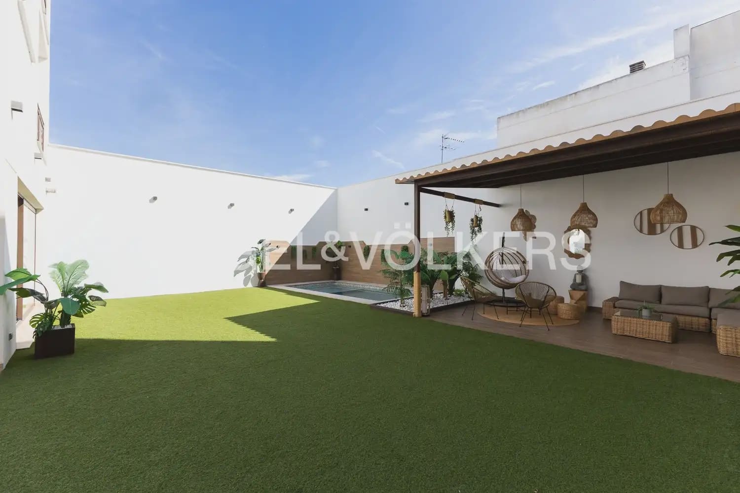 6 Zimmer Reihenhaus zu verkaufen in La Pobla de Vallbona mit Pool Garage - 925.000 € (Ref: 10167904)
