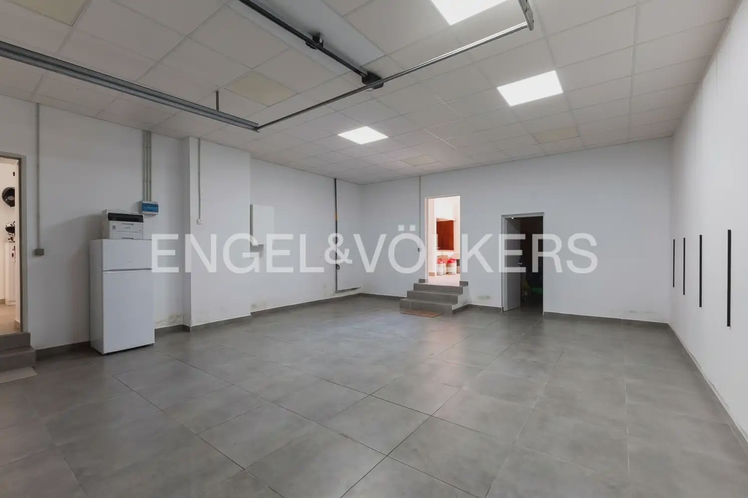 6 Zimmer Reihenhaus zu verkaufen in La Pobla de Vallbona mit Pool Garage - 925.000 € (Ref: 10167904)