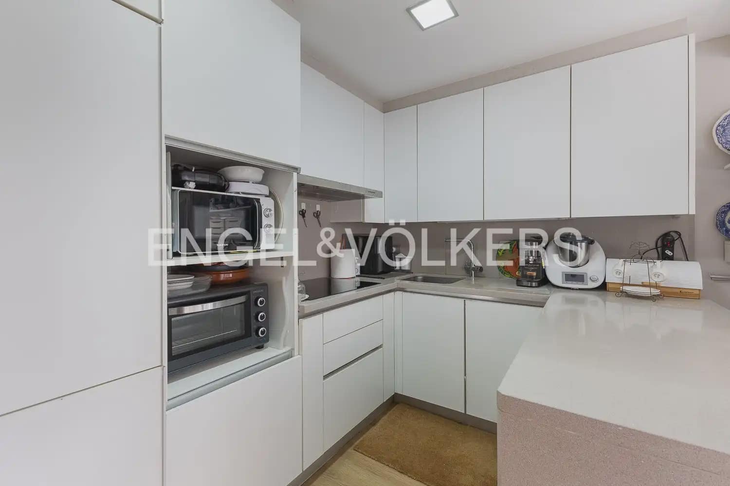 Piso de 2 habitaciones en València ciudad en venta con garaje - 420.000 € (Ref: 10168783)