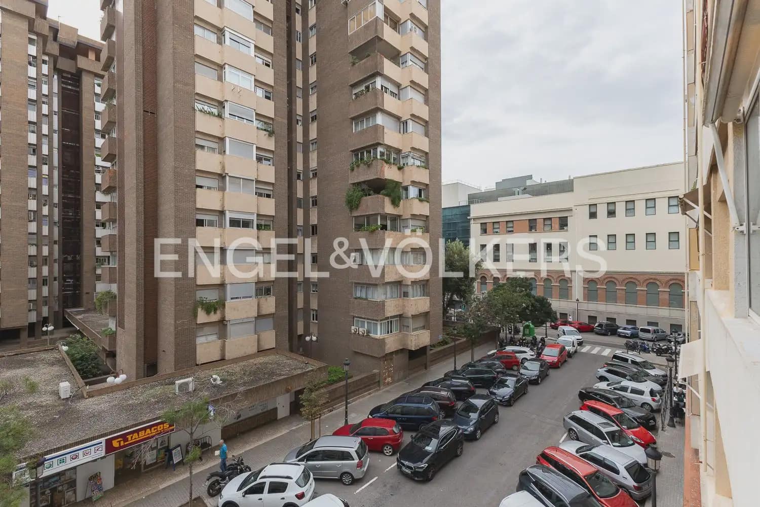 Piso de 2 habitaciones en València ciudad en venta con garaje - 420.000 € (Ref: 10168783)