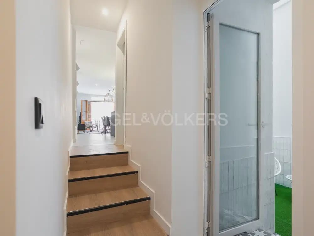 2 bedroom Flat for rent in Valencia city - € 2,400 (Ref: 10170425)