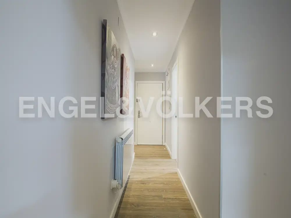4 bedroom Flat for rent in Moncada with garage - € 1,600 (Ref: 10170426)