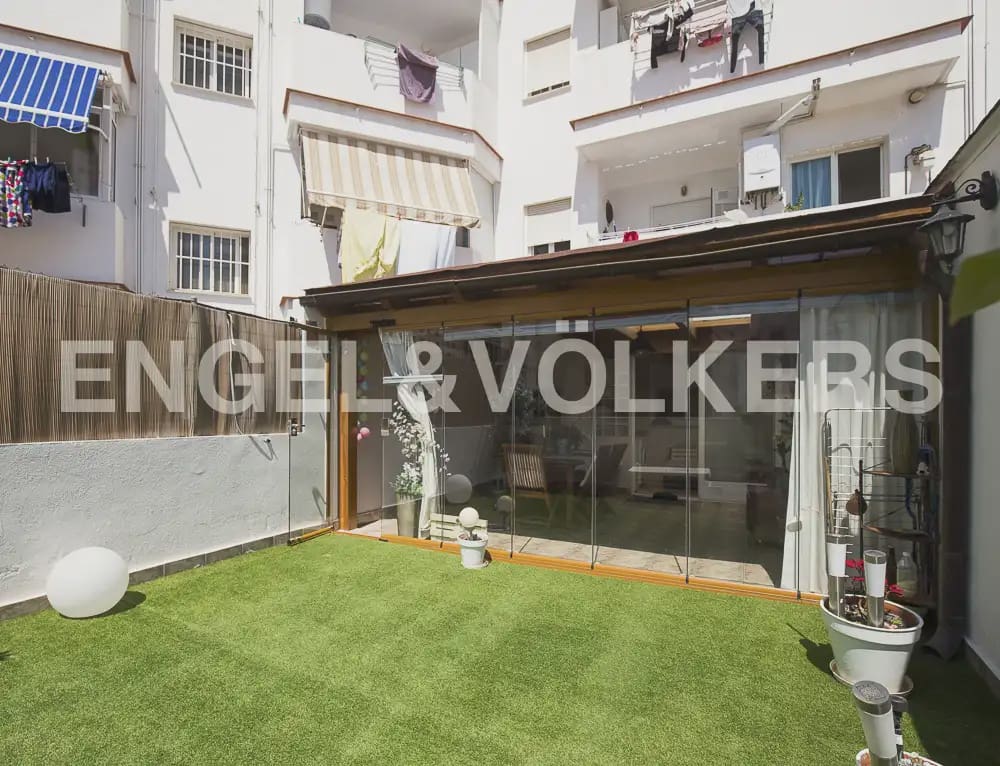 4 bedroom Flat for rent in Moncada with garage - € 1,600 (Ref: 10170426)