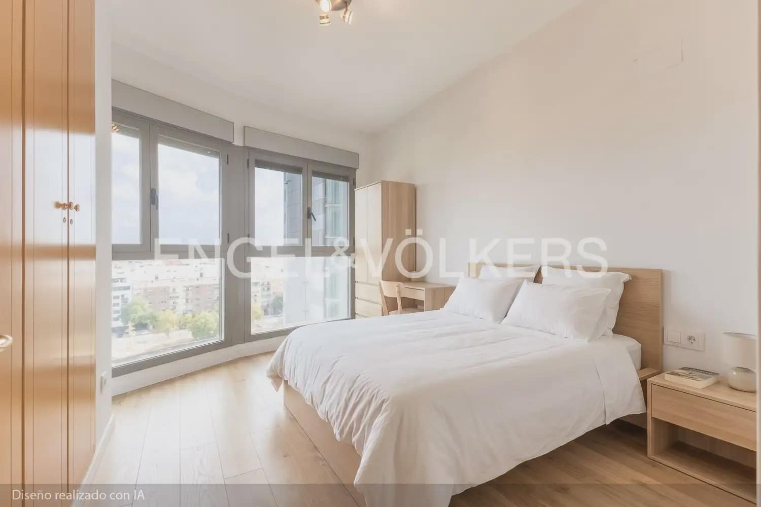 3 soveværelse Lejlighed til salg i Valencia by med swimmingpool garage - € 680.000 (Ref: 10170427)