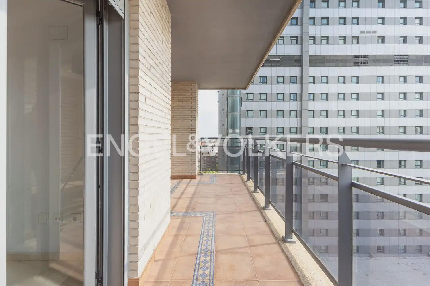 3 soveværelse Lejlighed til salg i Valencia by med swimmingpool garage - € 680.000 (Ref: 10170427)