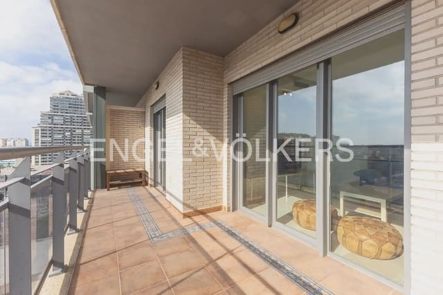 3 soveværelse Lejlighed til salg i Benicalap, Valencia by med swimmingpool garage - € 680.000 (Ref: 10170427)