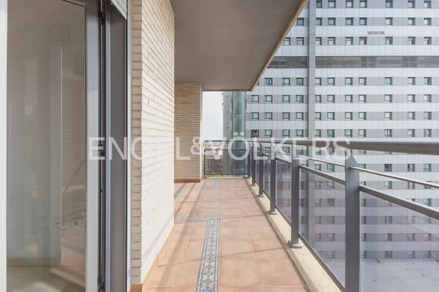 3 soveværelse Lejlighed til salg i Benicalap, Valencia by med swimmingpool garage - € 680.000 (Ref: 10170427)