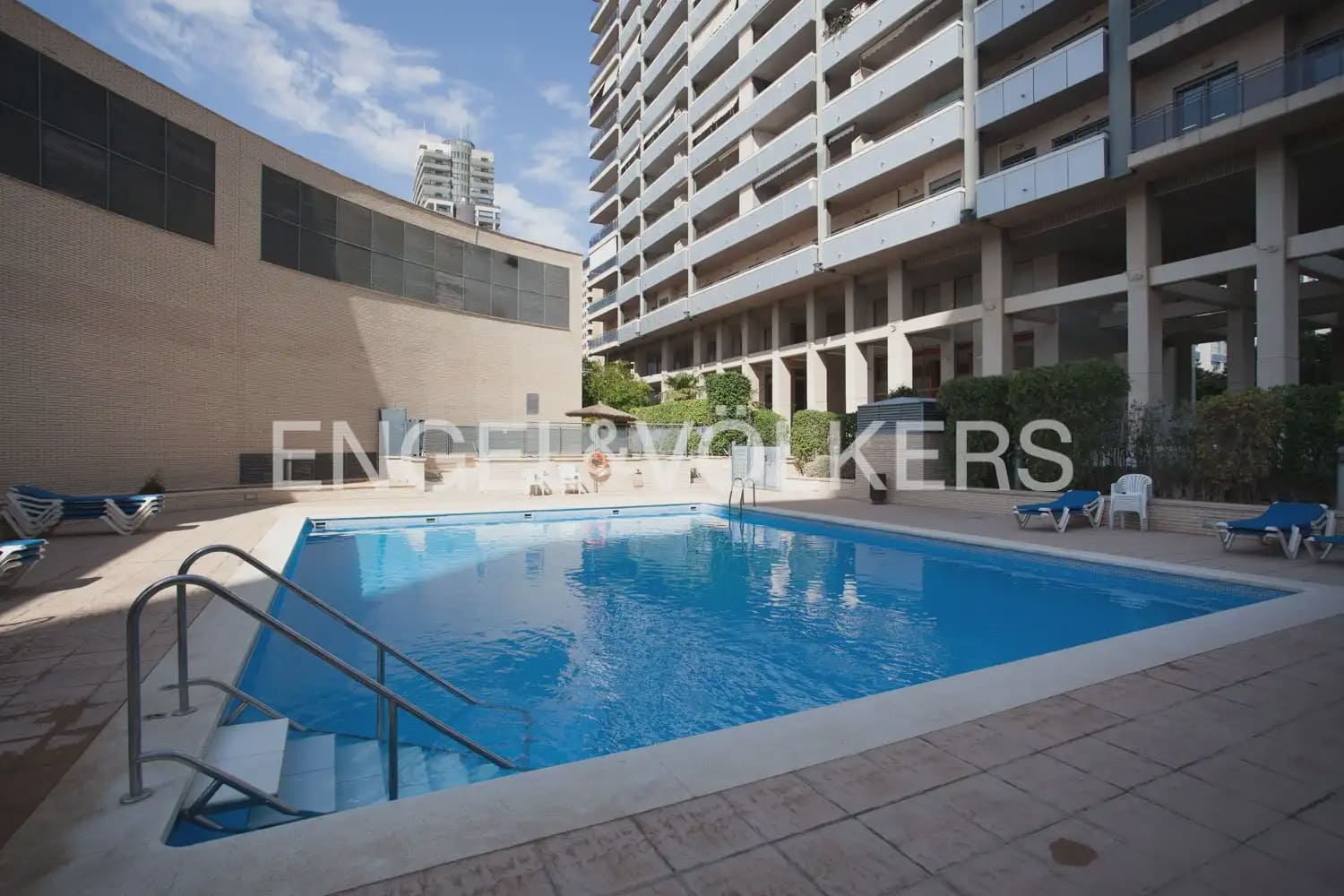 3 soveværelse Lejlighed til salg i Valencia by med swimmingpool garage - € 680.000 (Ref: 10170427)