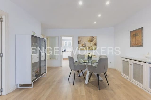 3 soveværelse Penthouse til salg i Patraix, Valencia by med garage - € 670.000 (Ref: 10170429)