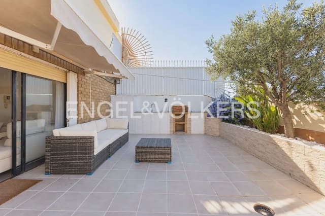 3 soveværelse Penthouse til salg i Patraix, Valencia by med garage - € 670.000 (Ref: 10170429)