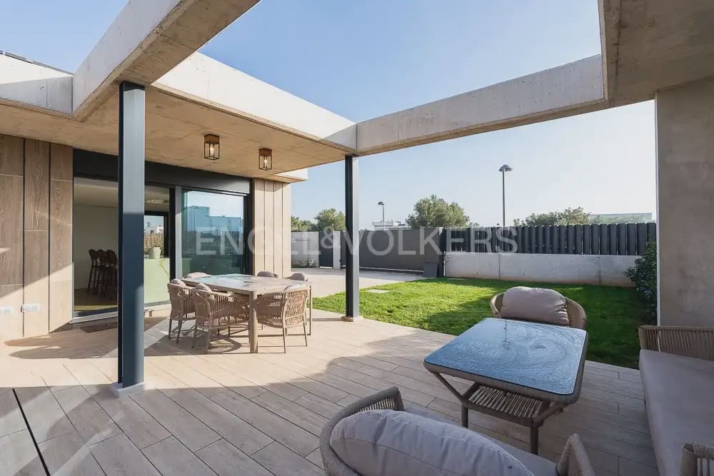 4 Zimmer Villa zu vermieten in Betera mit Pool Garage - 4.200 € (Ref: 10171946)