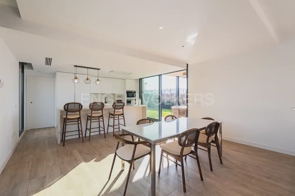 4 Zimmer Villa zu vermieten in Betera mit Pool Garage - 4.200 € (Ref: 10171946)